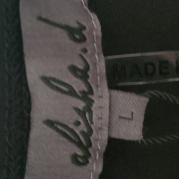 Dressy Top - Picture 3 of 5